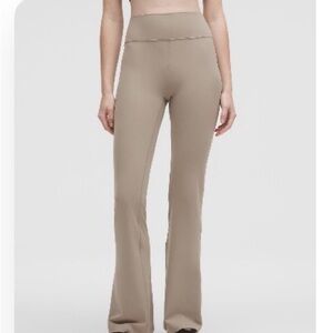 Lululemon Groove high rise flare leggings